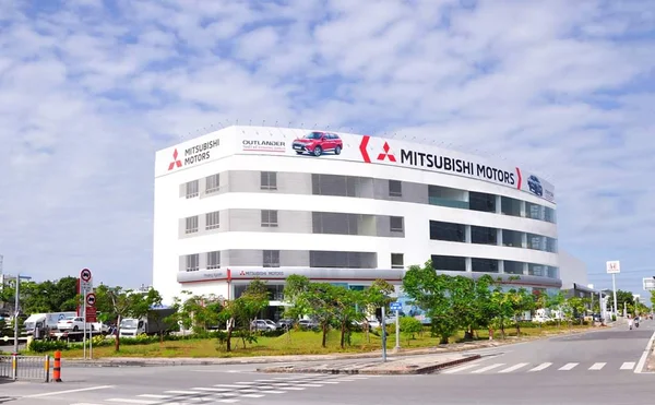 Đại lý Mitsubishi Phương Nguyên là một trong các đại lý lớn nhất tại miền Nam Việt Nam
