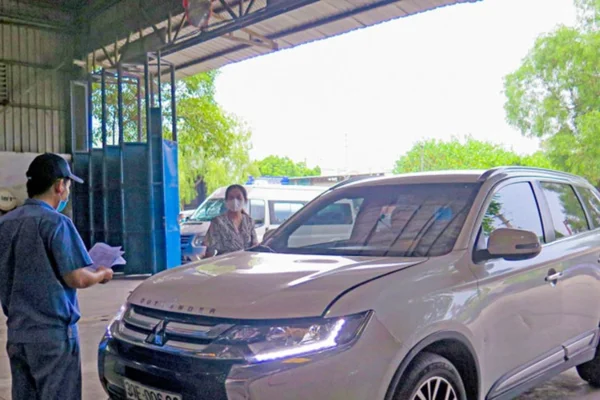 Xe ô tô mới mua được miễn đăng kiểm lần đầu