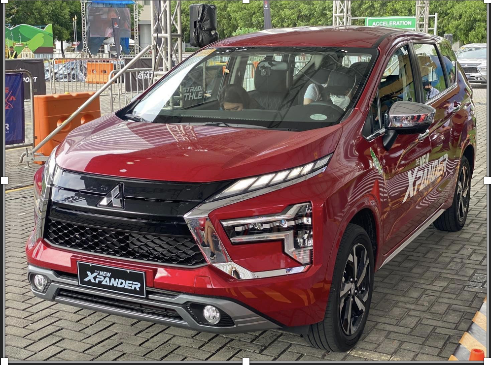 So sánh Xpander Cross và Xpander AT Premium: phiên bản nào đáng mua 2024? 2 Đánh giá chi tiết Xpander Cross 2024 so với Xpander AT Premium phiên bản mới