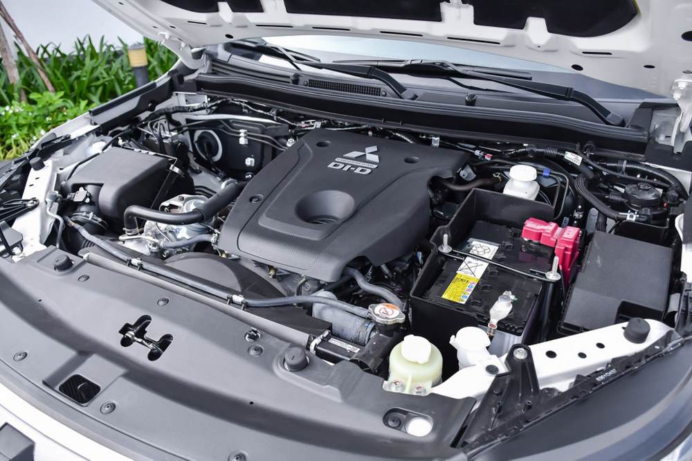 Lý do nên mua Mitsubishi All New Pajero Sport 2024 11 Mitsubishi Pajero Sport 2024 – Động cơ Diesel MIVEC 2.4L mạnh mẽ và êm ái