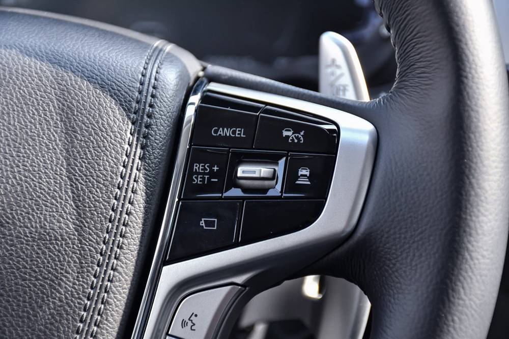 Lý do nên mua Mitsubishi All New Pajero Sport 2024 13 Khóa vi sai cầu sau điện tử và 4 chế độ lái trên Pajero Sport 2024