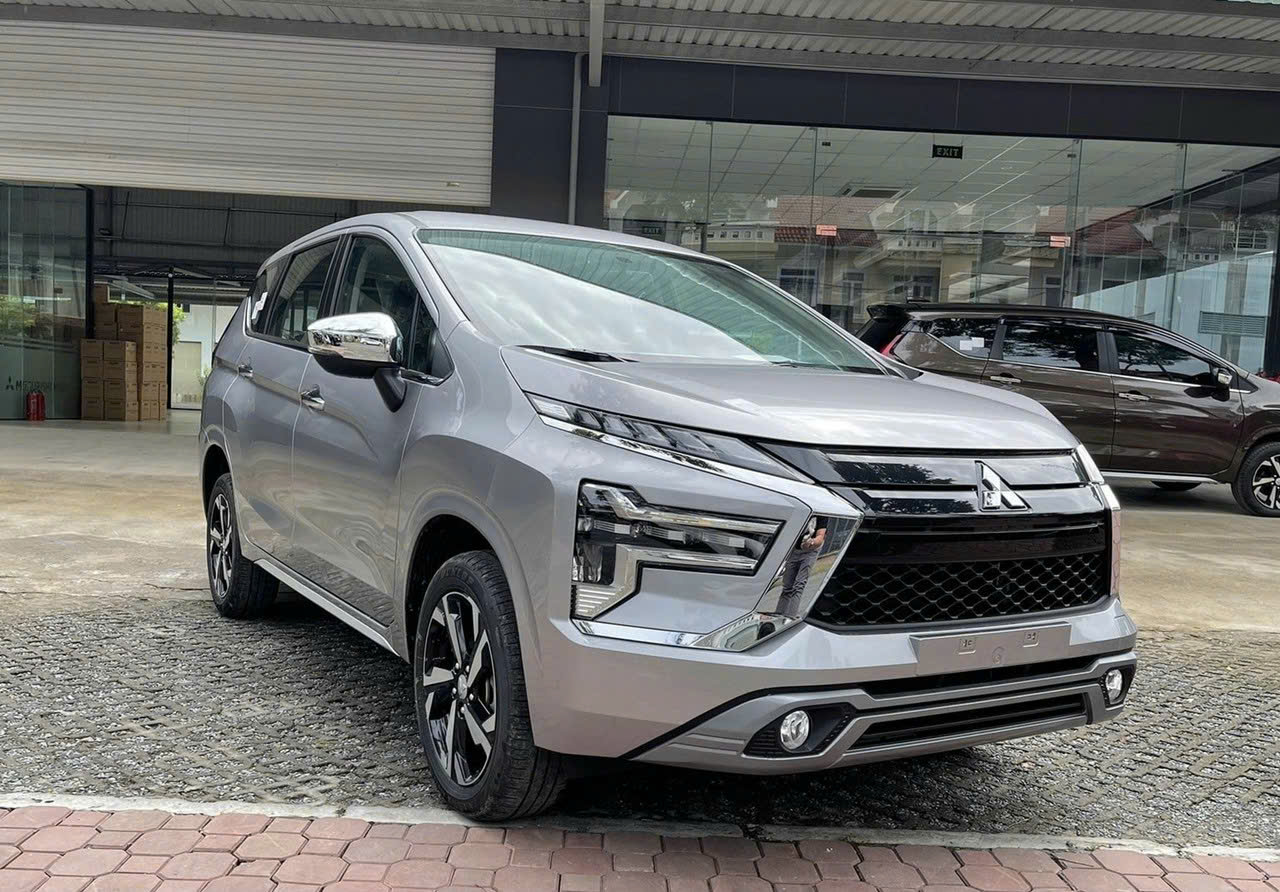 Mitsubishi Xpander Premium 2024