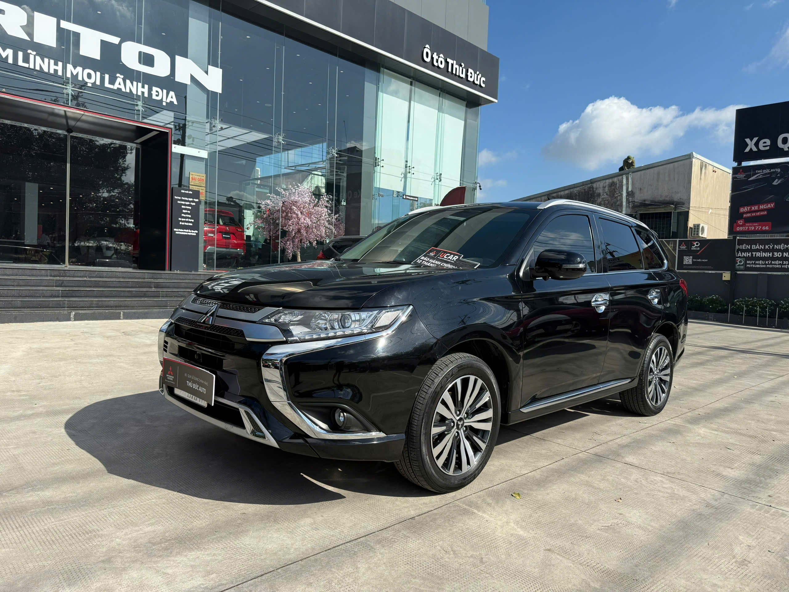 mitsubishi-outlander-2023