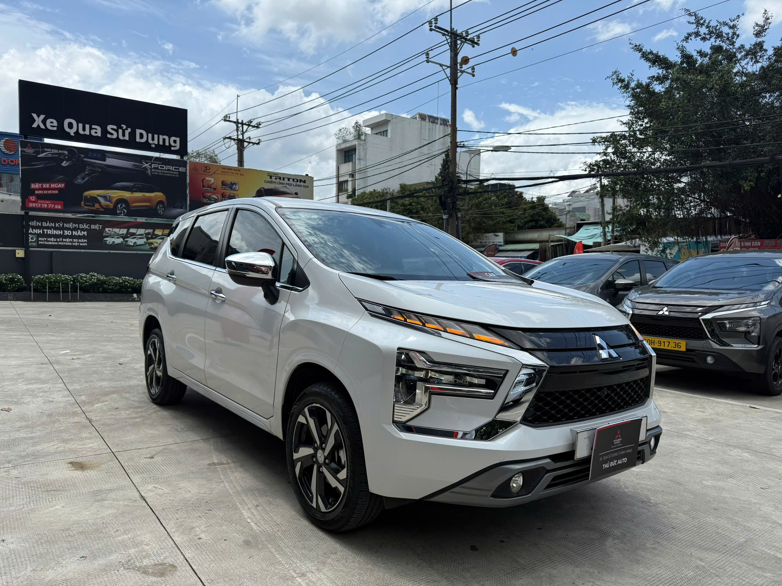 xpander-premium-2023