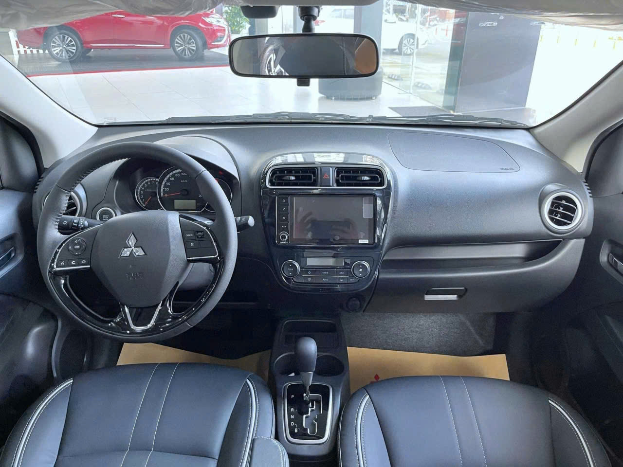 Mitsubishi Attrage 2