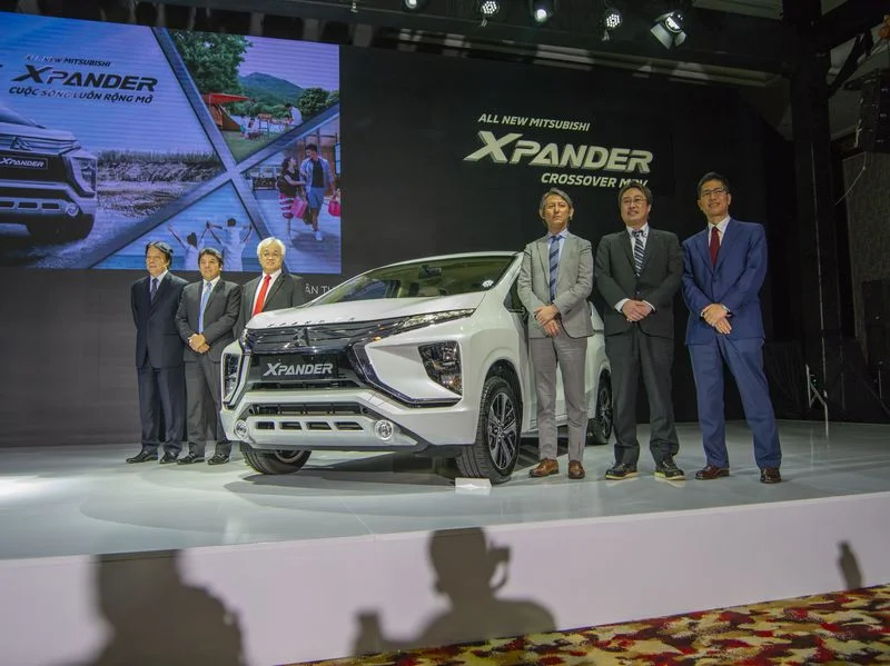 Mitsubishi Xpander 2018: Đánh giá chi tiết, giá xe và so sánh các đời 7 Quy trình đánh giá ngoại thất, nội thất và động cơ Mitsubishi Xpander 2018 đảm bảo chất lượng xe đã qua sử dụng.