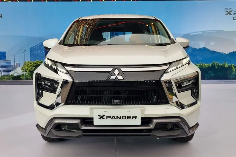 Mitsubishi Xpander 2019: Đánh giá chi tiết và giá xe cũ tại Việt Nam 6 Mitsubishi Xpander Facelift 2022 gây ấn tượng với đèn pha LED, nội thất hiện đại và nhiều tiện ích an toàn mới.