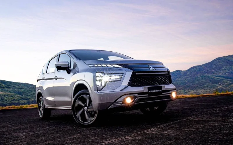 Mitsubishi Xpander 2023: Giá Lăn Bánh & Đánh Giá Chi Tiết Phiên Bản Mới 4 Mitsubishi Xpander 2023 nâng cấp hệ thống an toàn chủ động và bị động, mang lại sự an tâm tuyệt đối cho khách hàng.