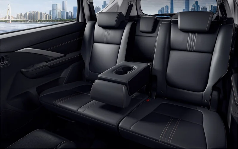 Mitsubishi Xpander 2026: Khi nào ra mắt, có gì mới, giá bao nhiêu? 9 Mitsubishi Xpander 2026 nổi bật với ghế bọc da sang trọng, tăng cường tiện ích và hỗ trợ lái xe đường dài.