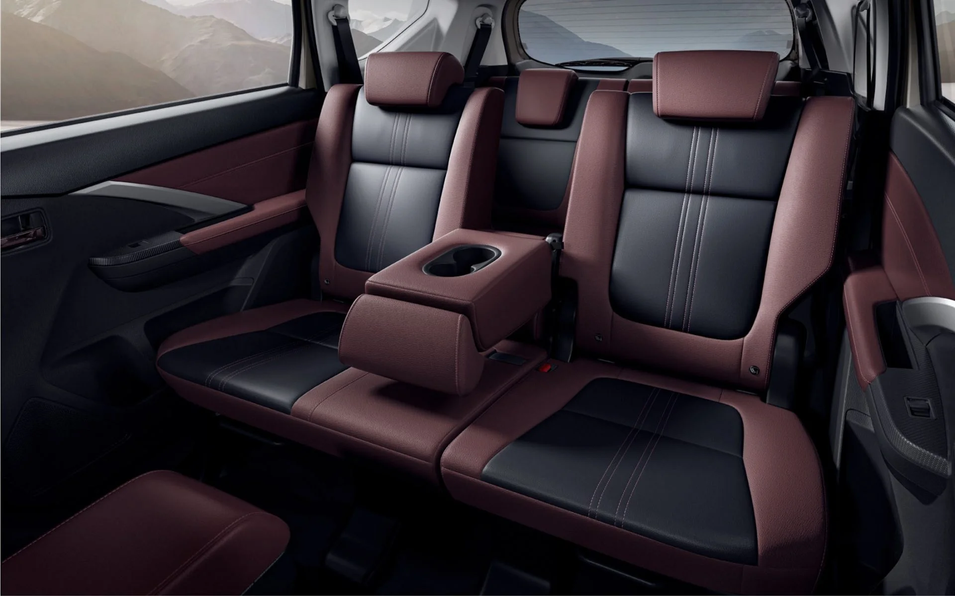 Chức năng giảm hấp thụ nhiệt (Heat Guard) tăng tính thẩm mỹ và mang lại sự thoải mái, giảm mài mòn, dễ vệ sinh.​​