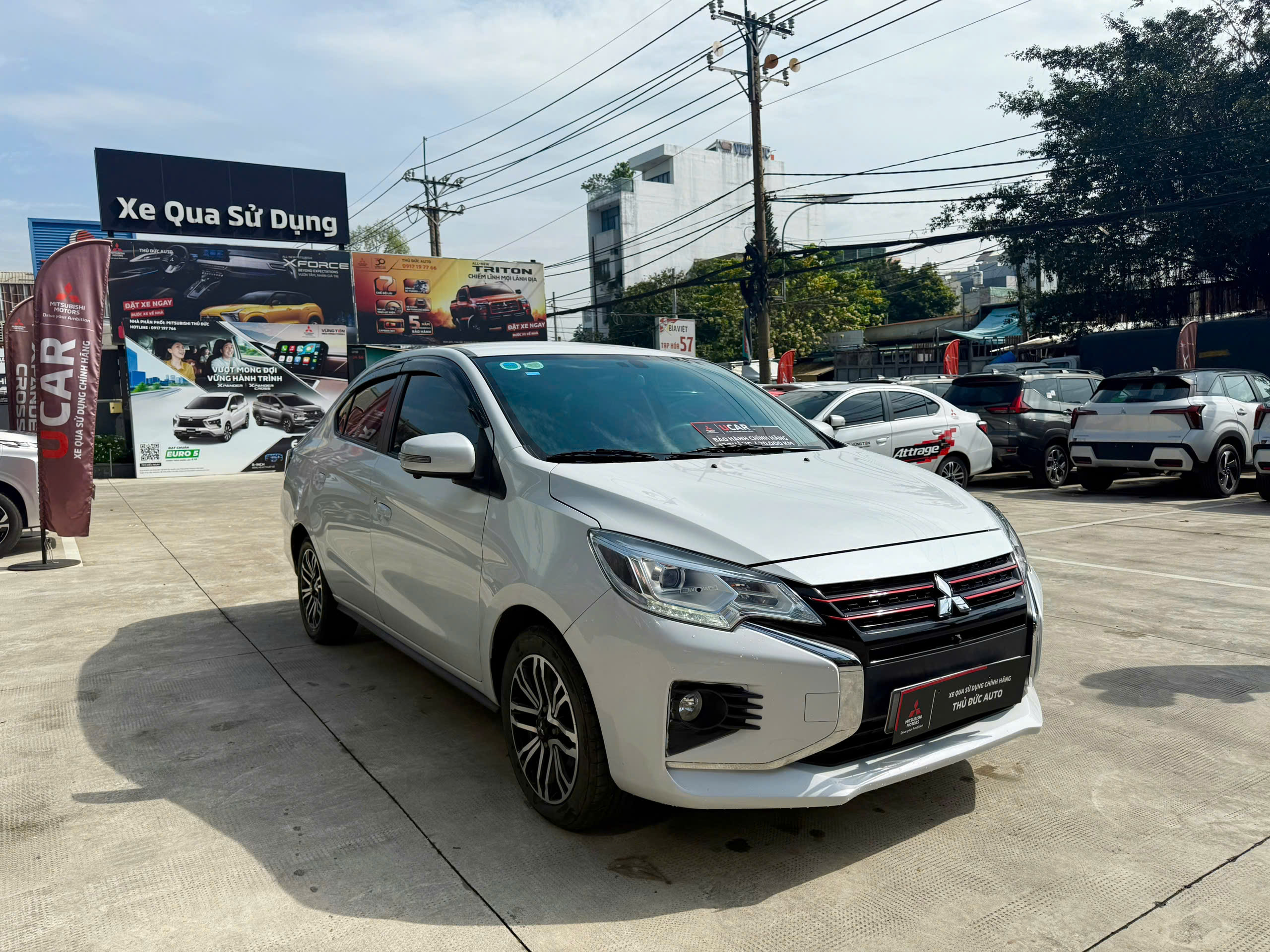 Mitsubishi Attrage Premium 2023