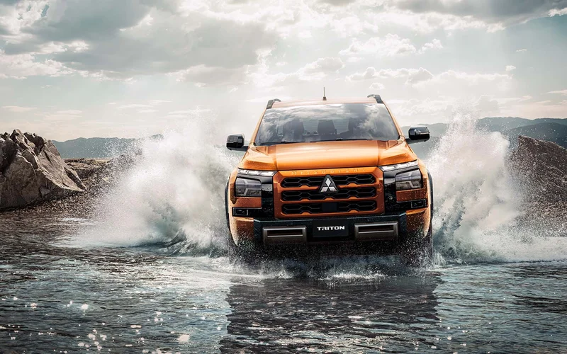 Mãnh lực vô song, sẵn sàng chinh phục mọi địa hình.