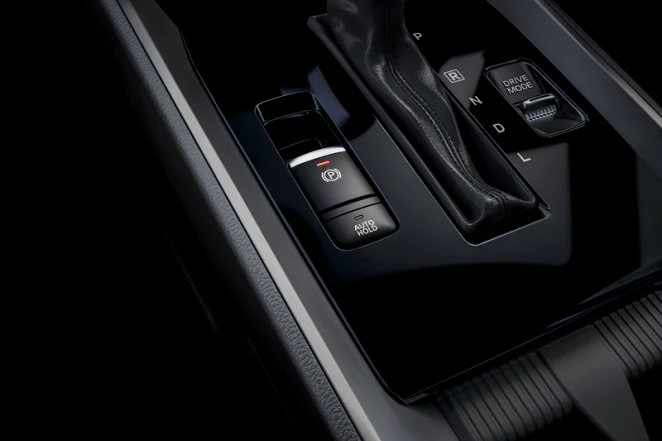 Phanh tay điện tử và Auto Hold Mitsubishi Destinator 2025 tiện lợi