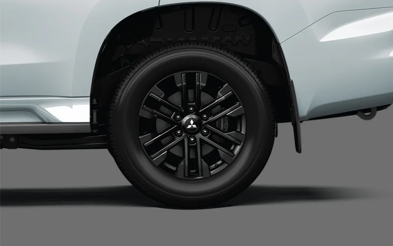 Thêm phần mạnh mẽ, sang trọng và bề thế.