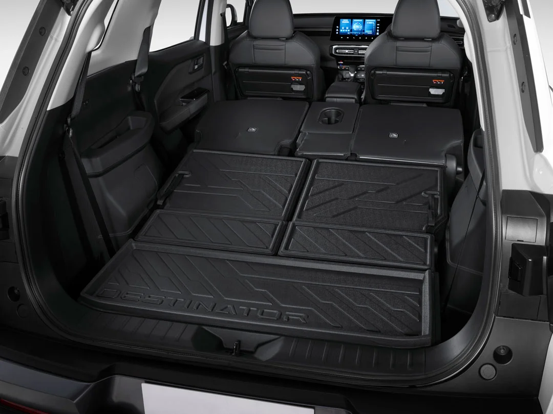 Bậc lên xuống có đèn chiếu sáng logo Destinator 2025