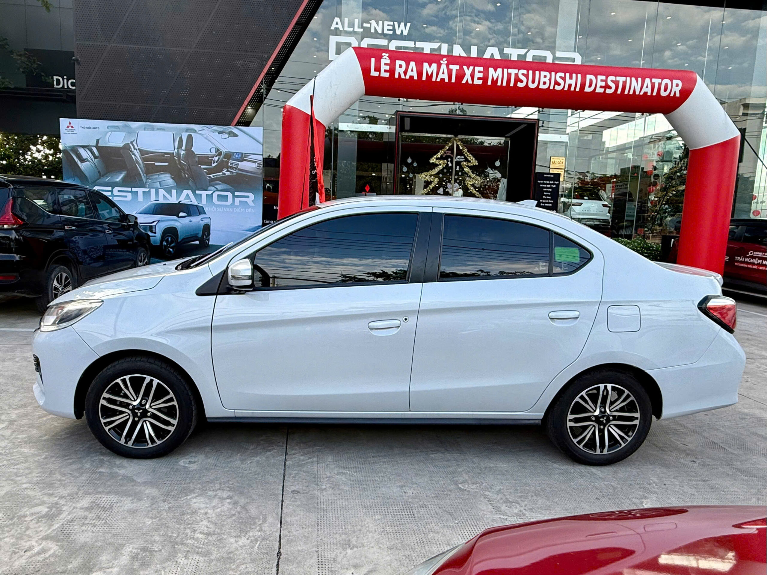 Mitsubishi Attrage CVT 2024