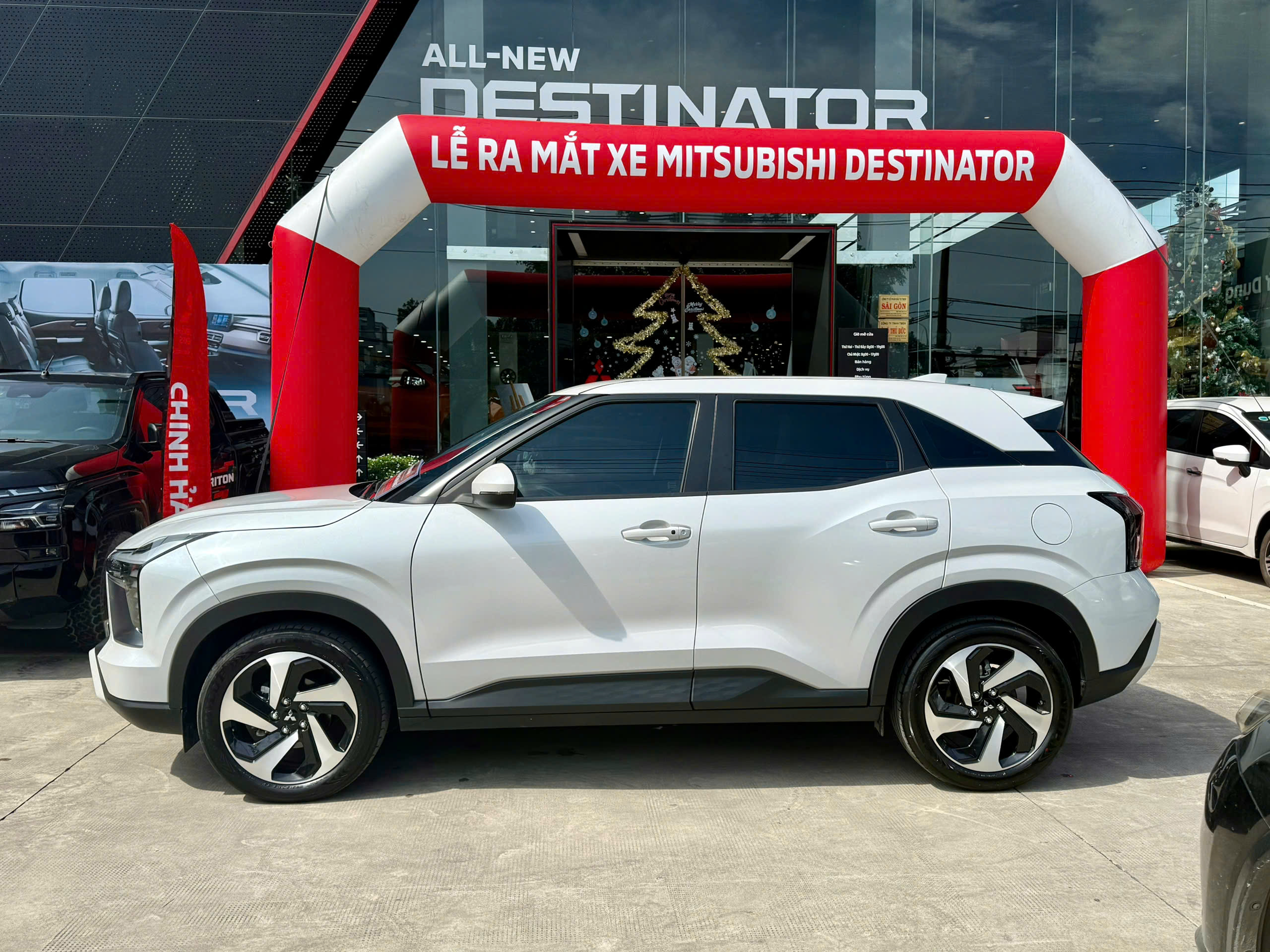 Mitsubishi Xforce Ultimate 24