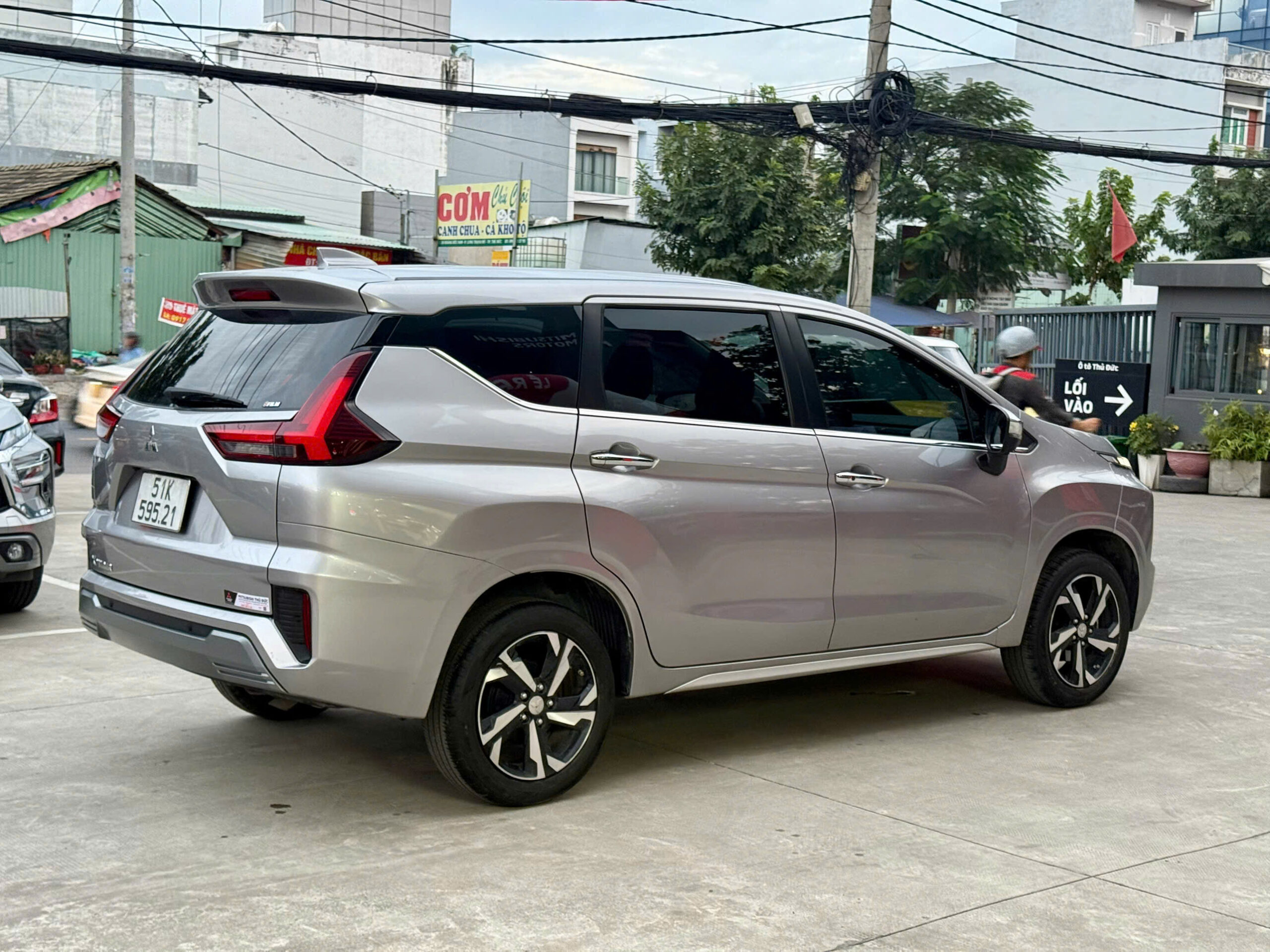 Mitsubishi Xpander Premium 22