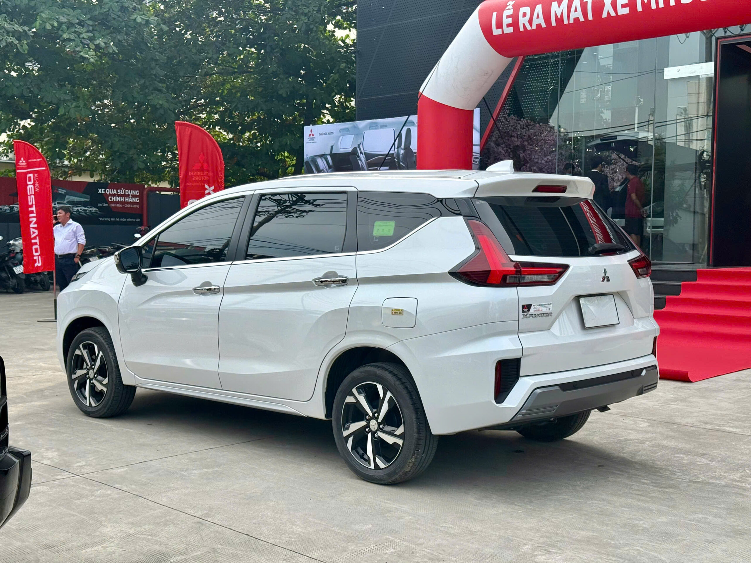 Mitsubishi Xpander Premium 24