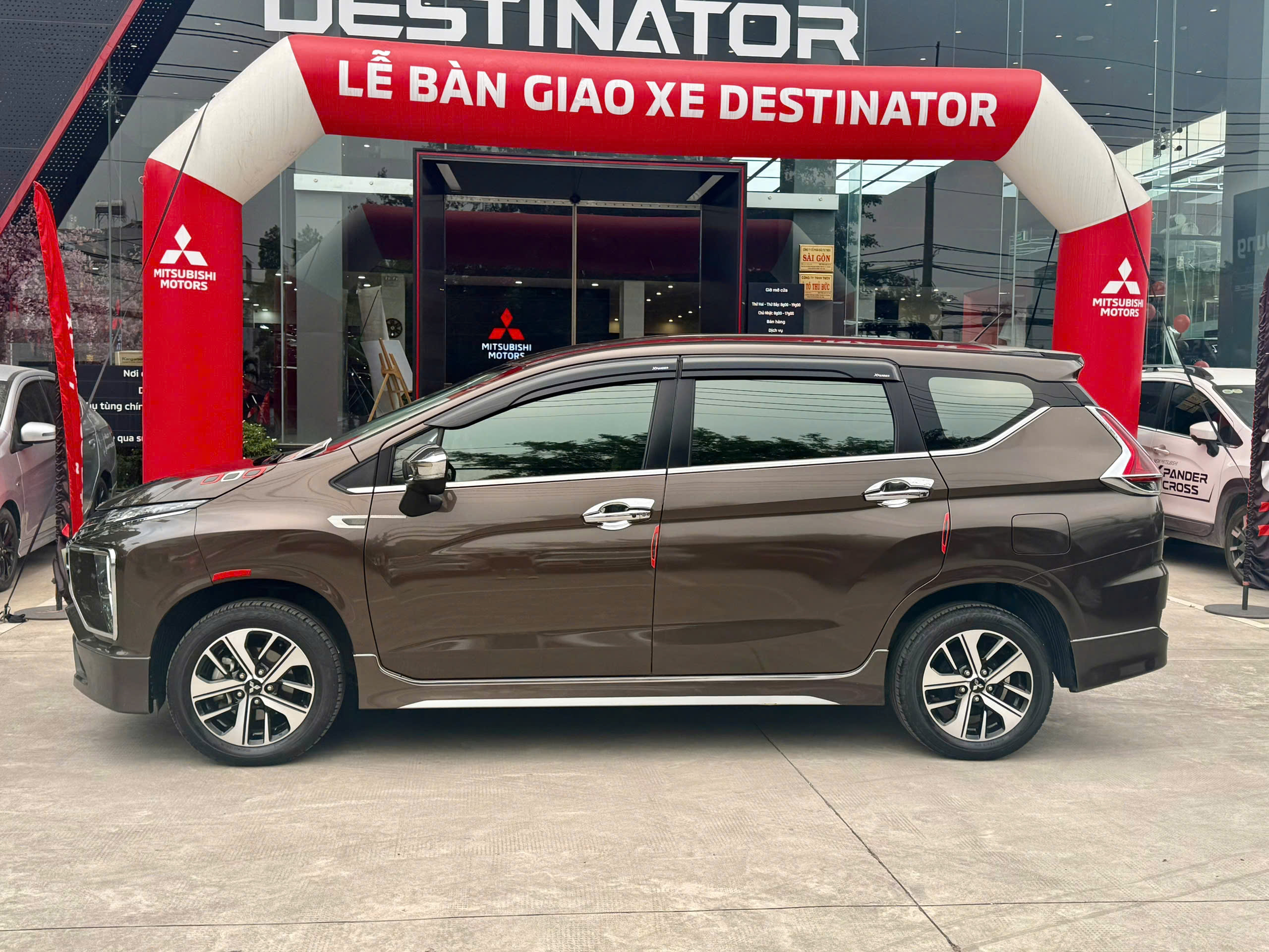 Mitsubishi Xpander AT 2019