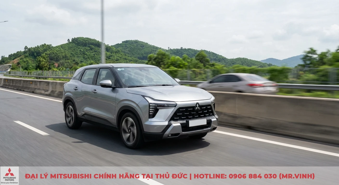 Vận hành Mitsubishi XFORCE 2026: Đánh giá cảm giác lái, độ êm 4 XFORCE 2026 vận hành ổn định và an toàn trên cao tốc, thể hiện khả năng thích ứng linh hoạt