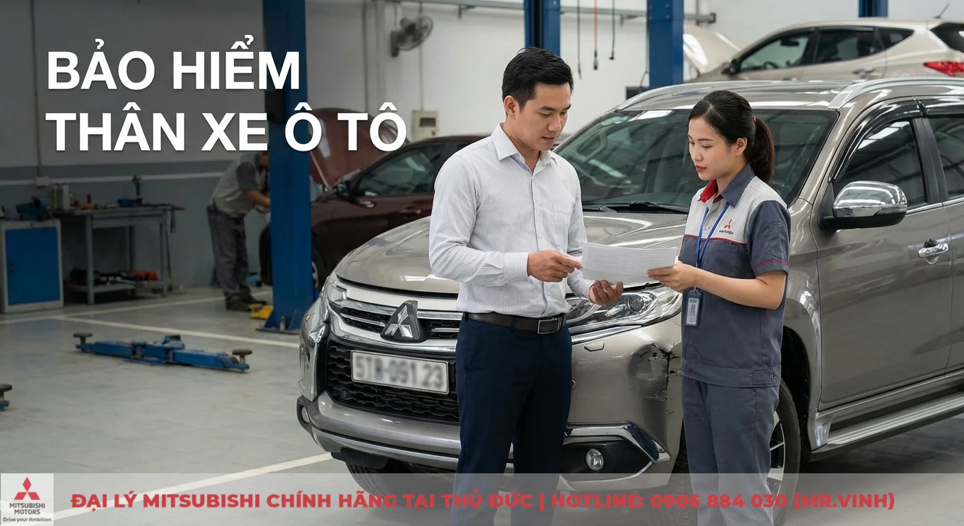 Bảo hiểm th&acirc;n xe &ocirc; t&ocirc; bồi thường thiệt hại vật chất, với kh&aacute;ch h&agrave;ng xem x&eacute;t giấy tờ c&ugrave;ng nh&acirc;n vi&ecirc;n b&ecirc;n cạnh xe bị hỏng