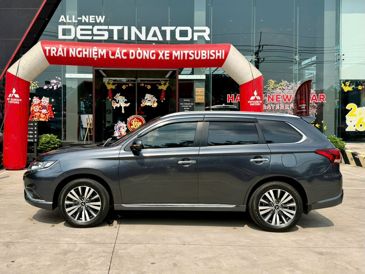 Outlander CVT 2022 2 Mitsubishi Outlander CVT 2022