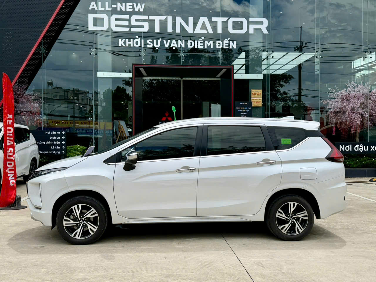 Xpander AT 2020 2 Mitsubishi Xpander AT 2020