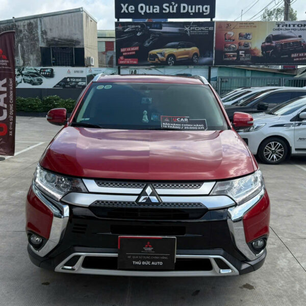 Trang Chủ 21 Mitsubishi Outlander CVT 2021