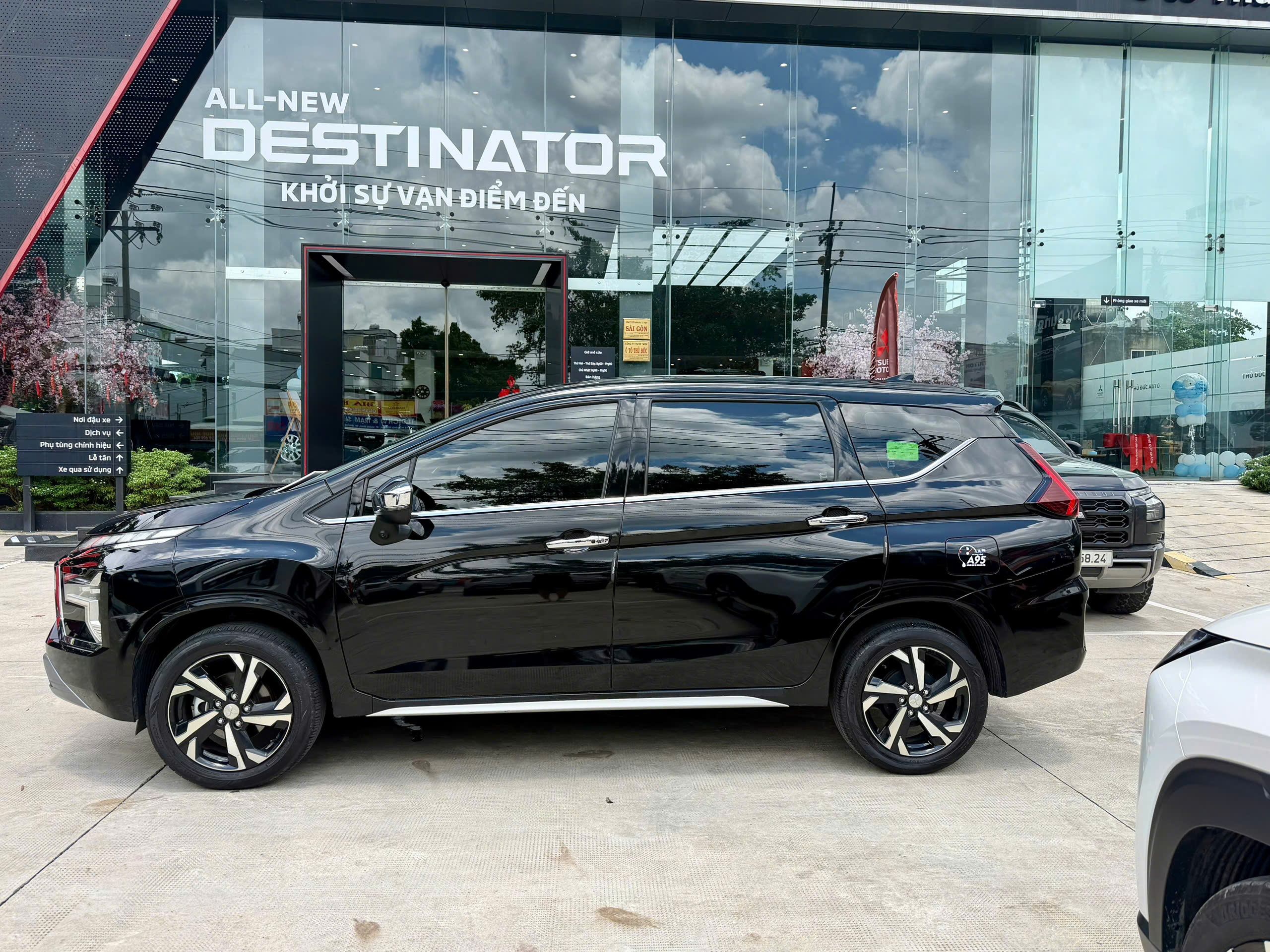 Mitsubishi Xpander Premium 2024