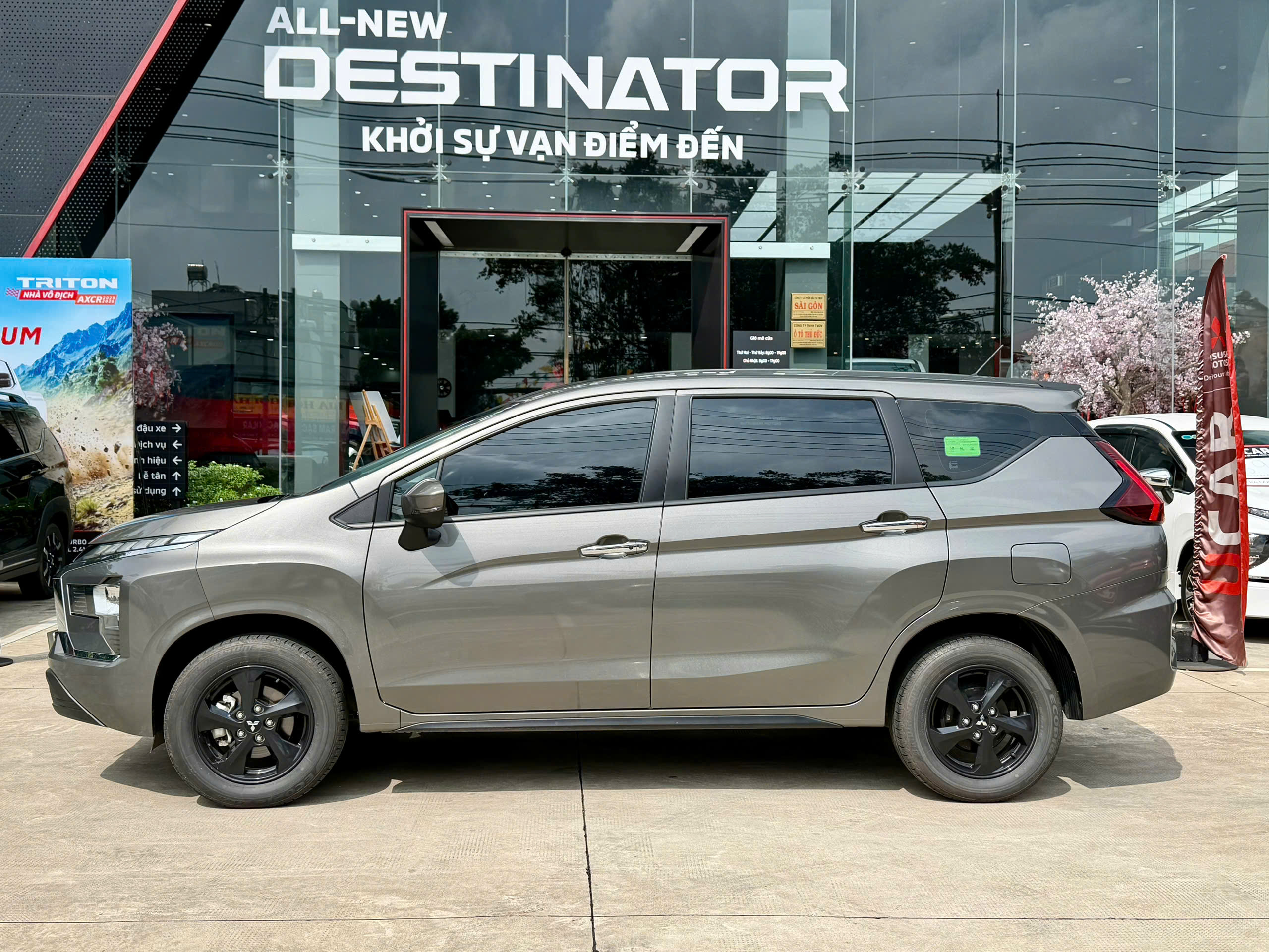 Xpander AT 2025 1 Mitsubishi Xpander AT Eco 2025